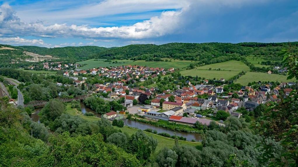Blick auf die Saale in Thüringen
