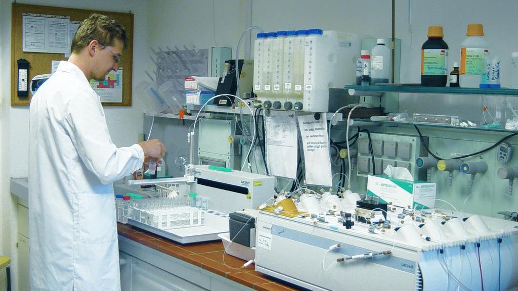 Chemische Boden- und Düngemitteluntersuchung