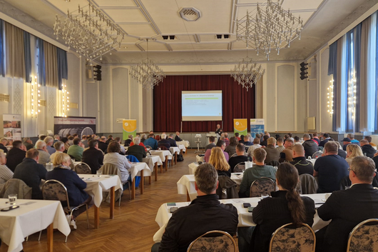 Saal mit den Besuchern der 62. Biogas-Fachtagung Thüringen