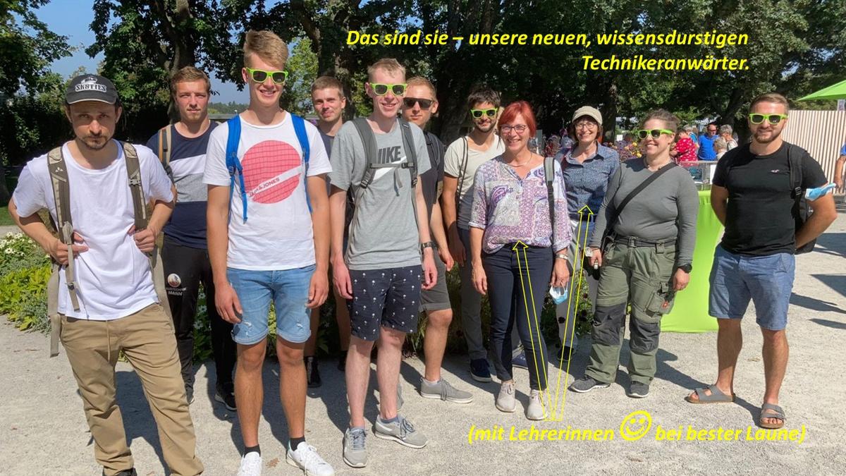 Gruppenfoto Technikerklasse 21-23