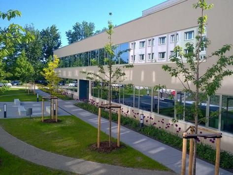 Blick auf das Gebäude der Fachschule Stadtroda